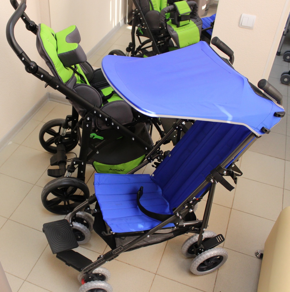 козырек на детскую коляску.JPG